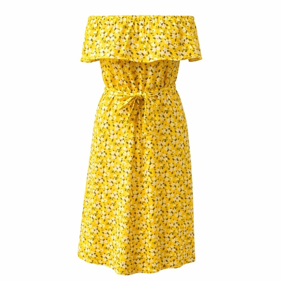 Diane Von Furstenberg Dresses & Skirts - Diane Von Furstenberg Off-the-Shoulder Dress